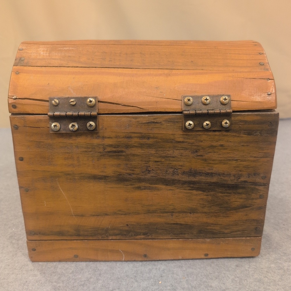 Rustic Wooden Treasure Chest Domed Lid Keepsake Box Small Storage Trunk - Picture 3 of 11
